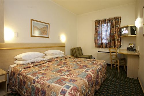 Road Lodge Rustenburg Buitenkant foto