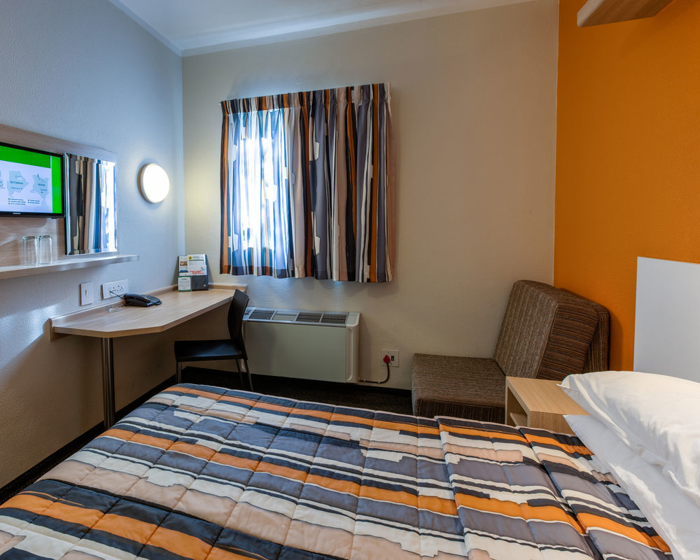 Road Lodge Rustenburg Buitenkant foto