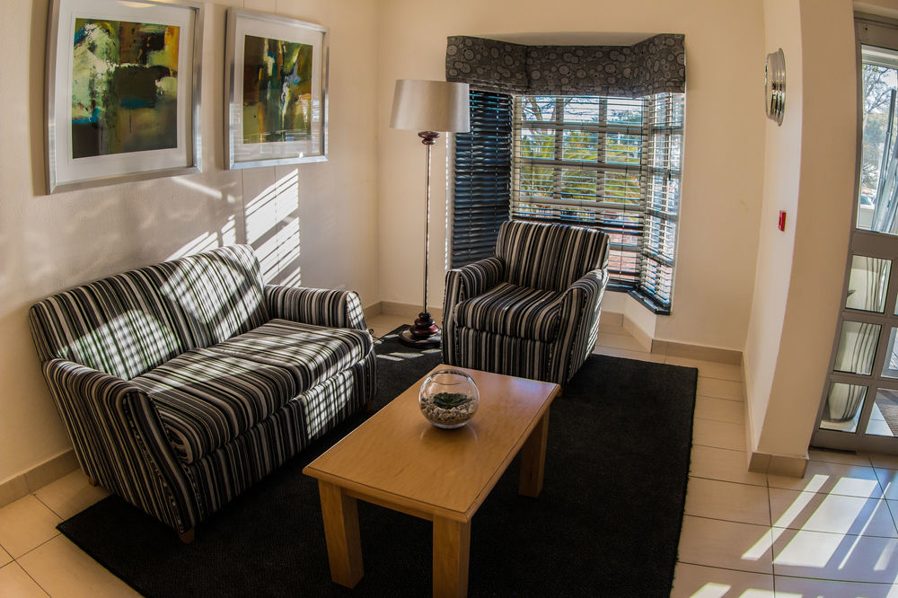 Road Lodge Rustenburg Buitenkant foto